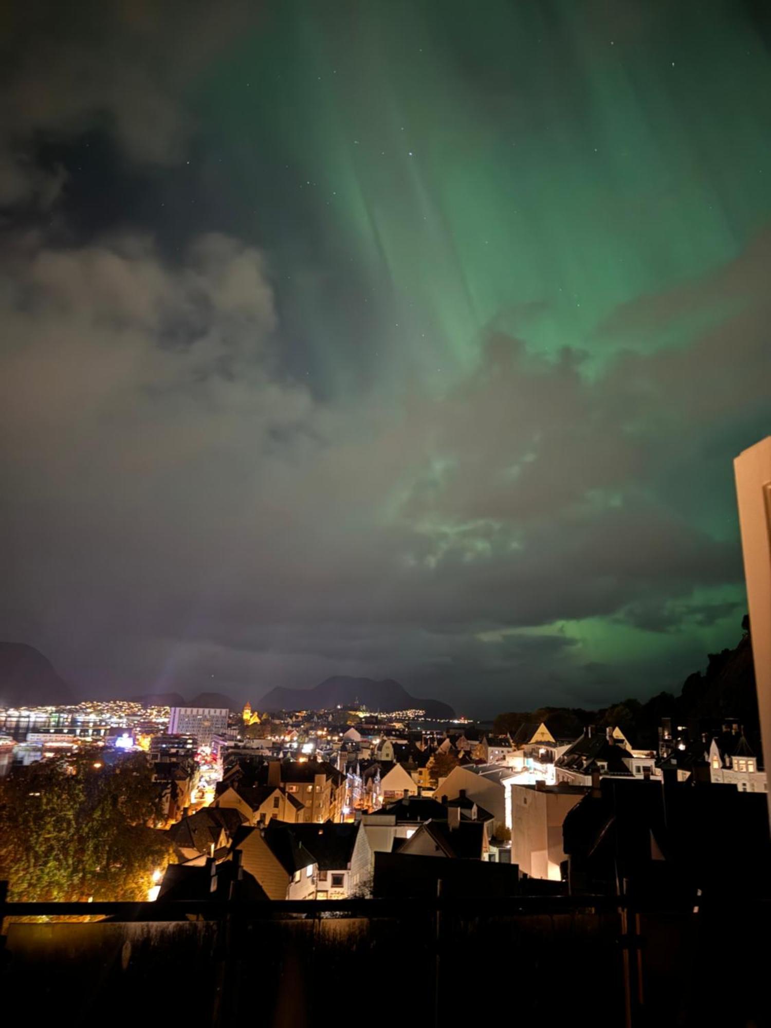 Panorama Apartment With 360 View Of The City Ålesund Exteriér fotografie